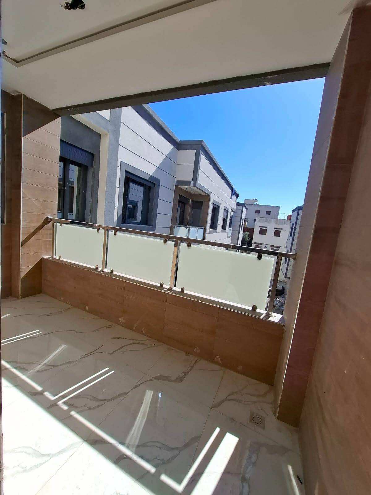 شقق محفظة للبيع بمدينة مرتيل