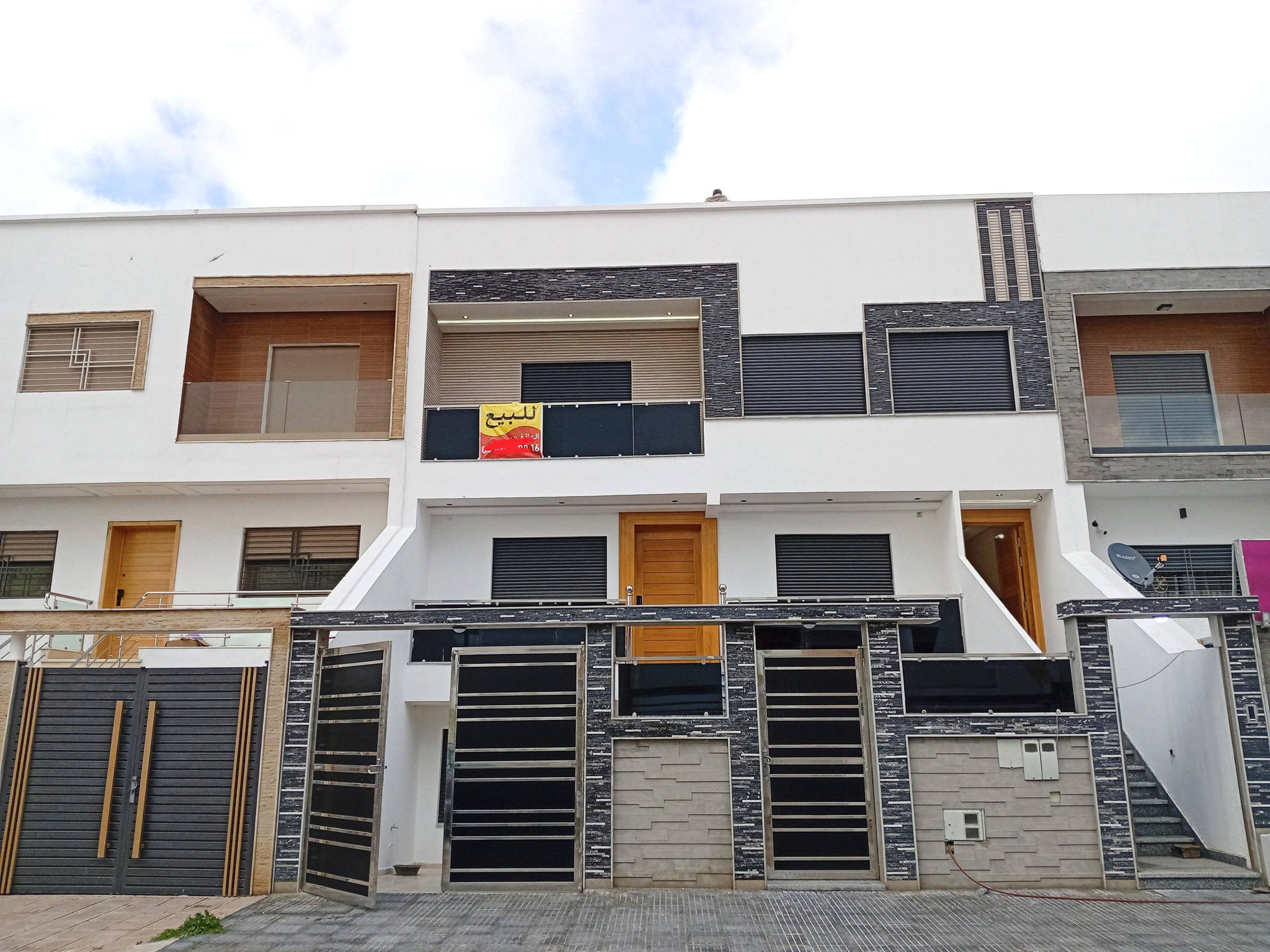 طابق فيلا للبيع بمدينة الجديدة – قرب كلية العلوم