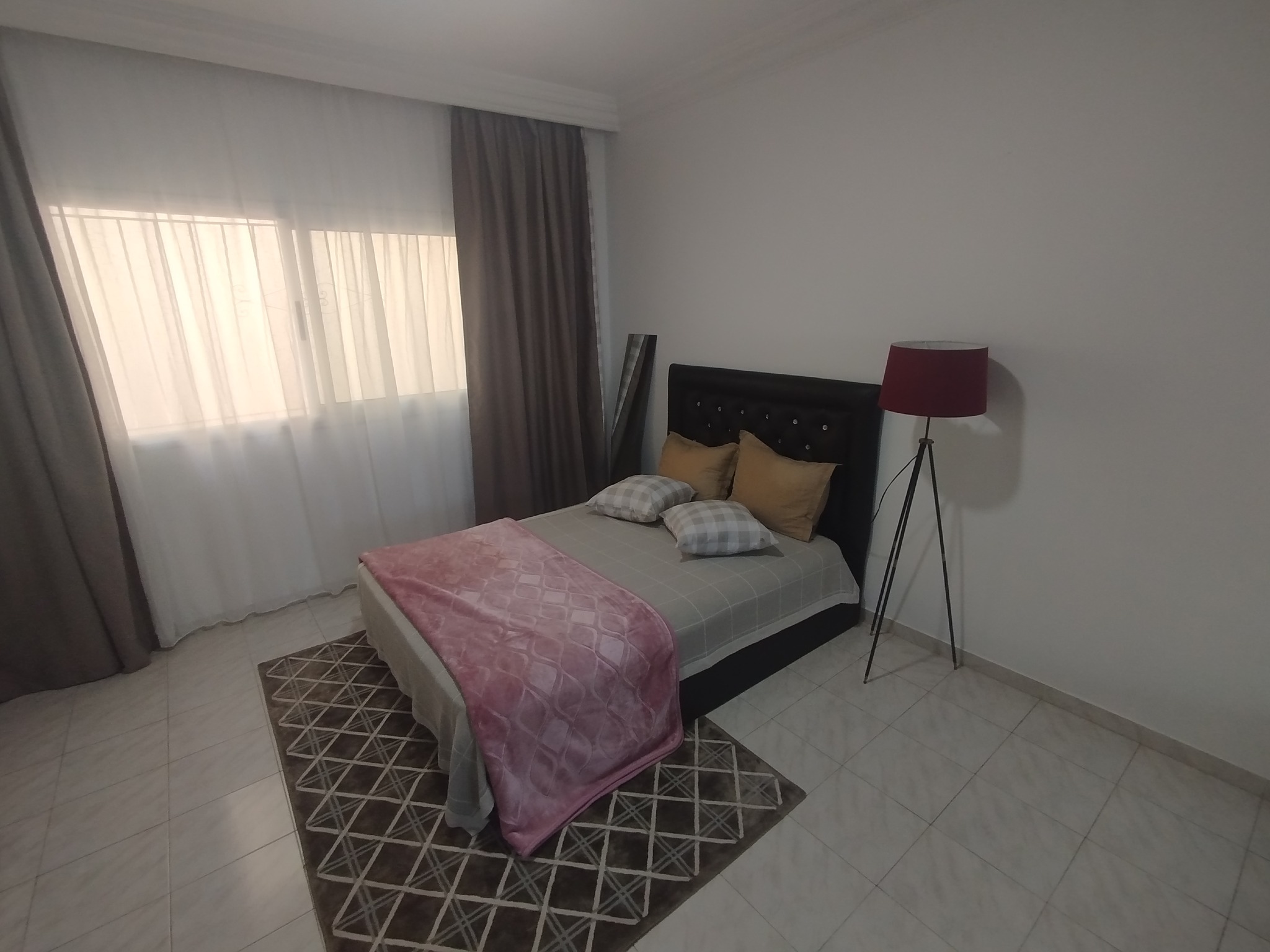 Studio meublé à l'Agdal de 42m² entièrement équipé (longue durée uniquement)