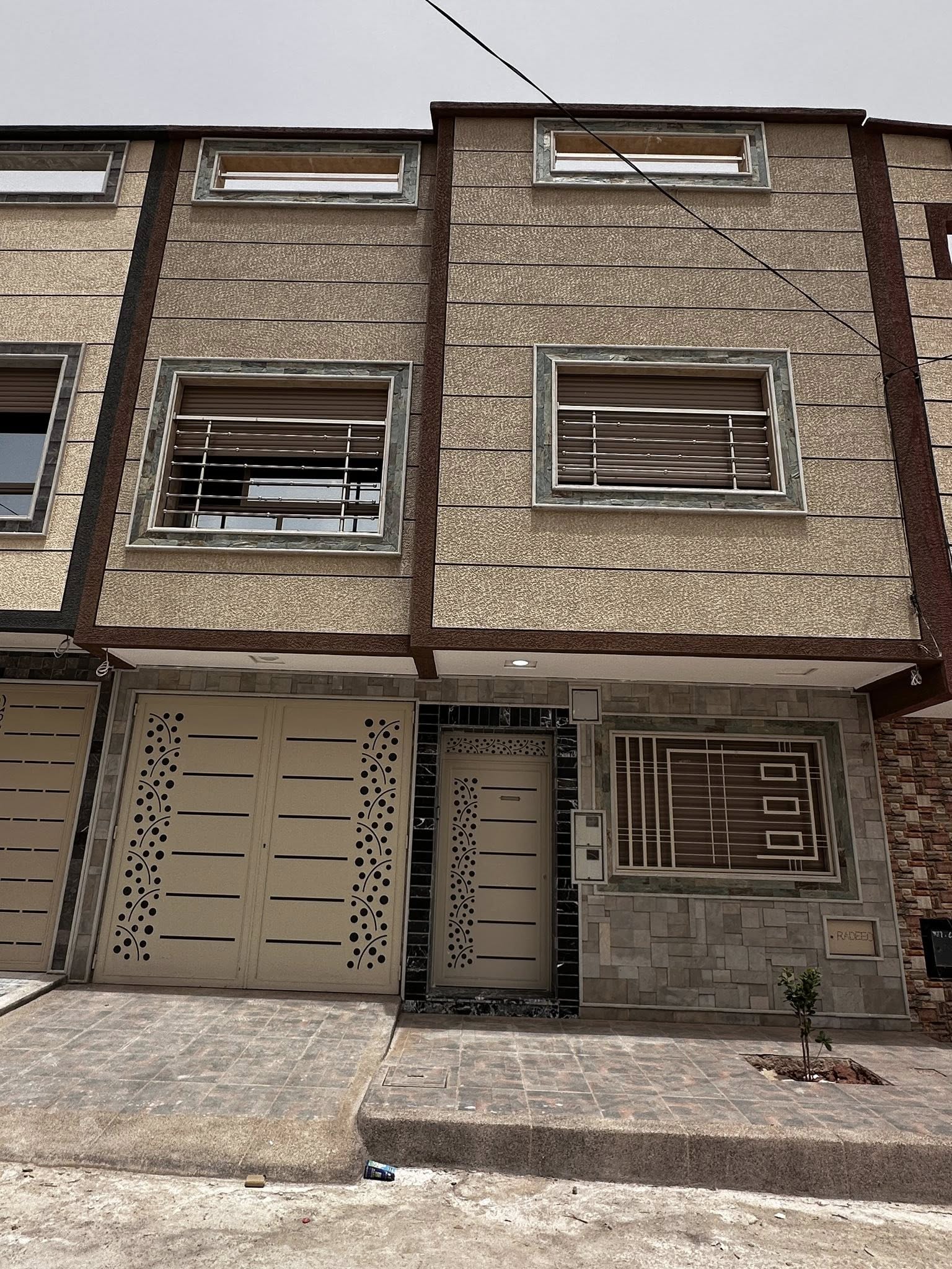 منزل حر حي المجدوبي قريب من كوليمو  المساحة 70متر